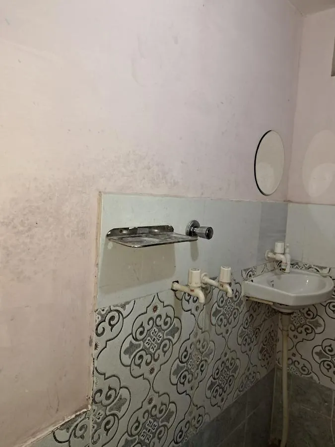 Vinay Paying Guest House Varanasi