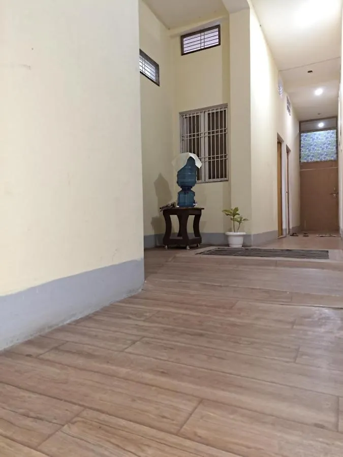 Vinay Paying Guest House Varanasi 0*,